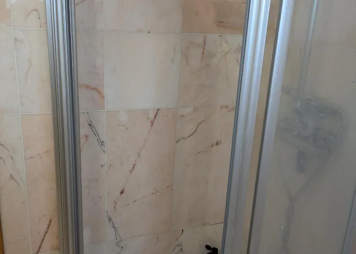 Tranquil Hideaway ホームステイ *